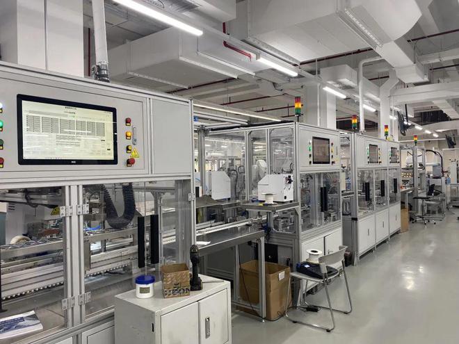 松江工业增加值实现“两连跳”，高端智能工厂助力实体经济腾飞